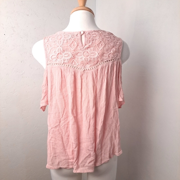Lily Morgan | Pink cold shoulder t shirt with lace details - Picture 7 of 13